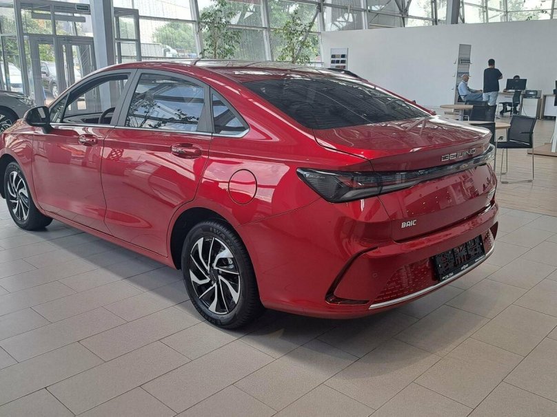 BAIC u5 Plus 2023 Red