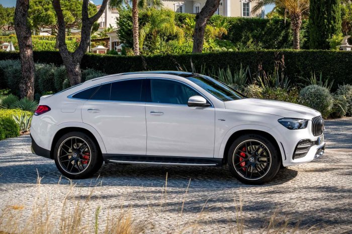 Мерседес AMG GLE 53