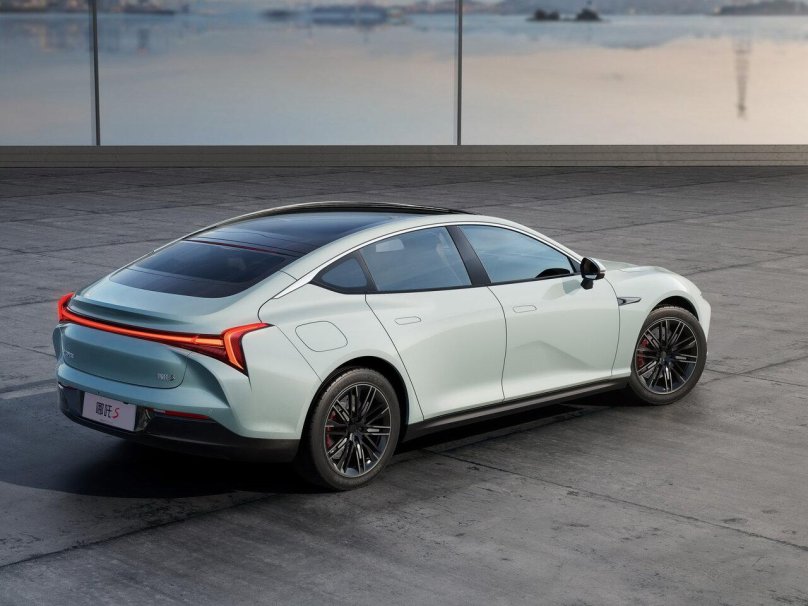 Neta s электрокар