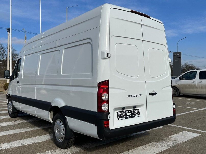 Белый Sollers ATLANT, M 235 OA 797