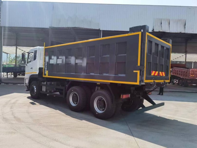 Dongfeng DFH 6x4 самосвал