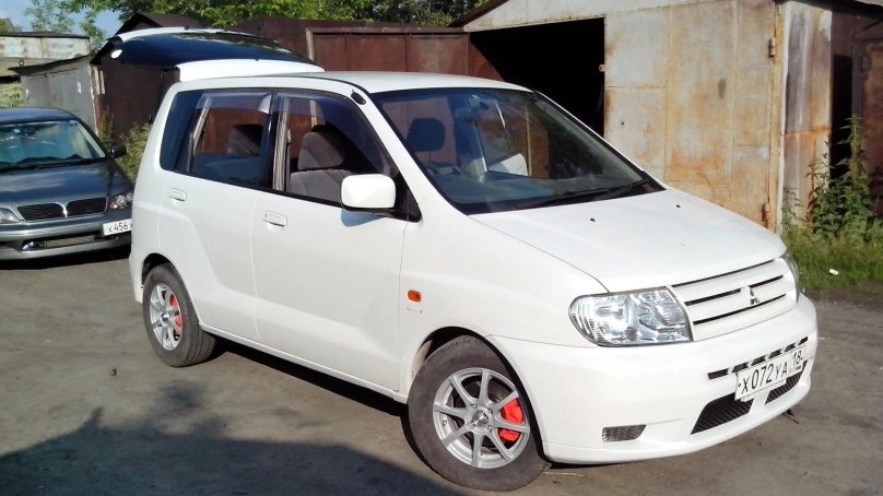 Митсубиси Мираж Динго
