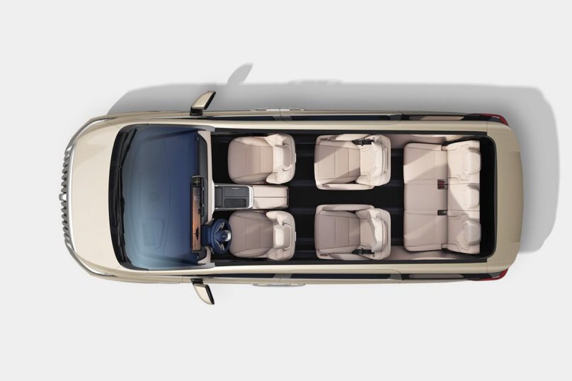 Семиместный микроавтобус