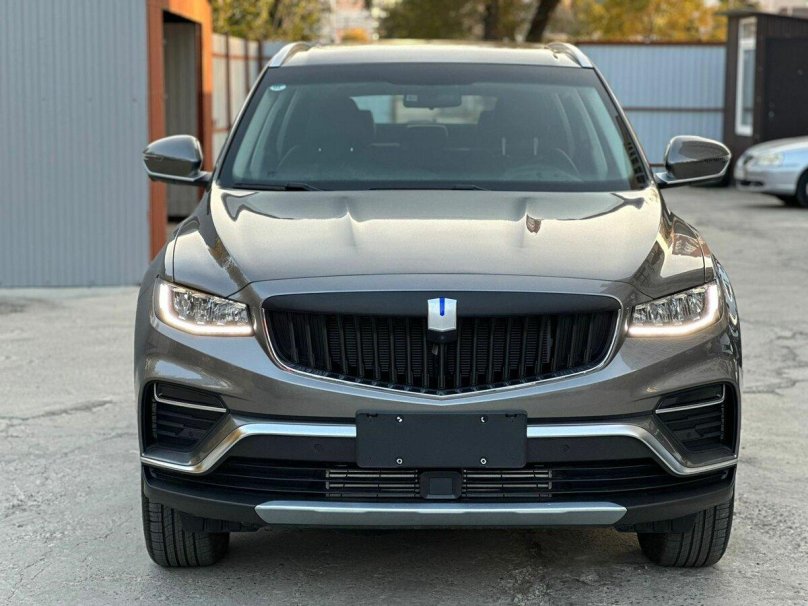 Geely Farizon FX