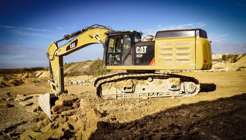 Экскаватор Caterpillar 395