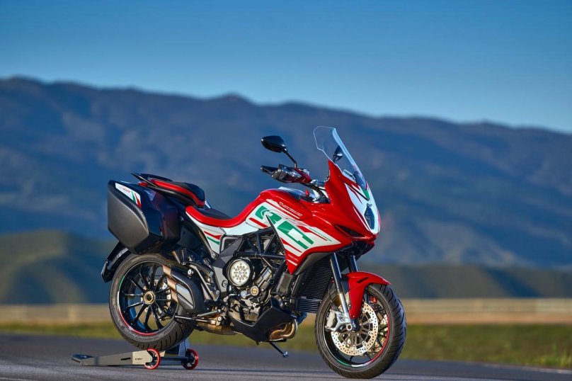 MV Agusta veloce 800