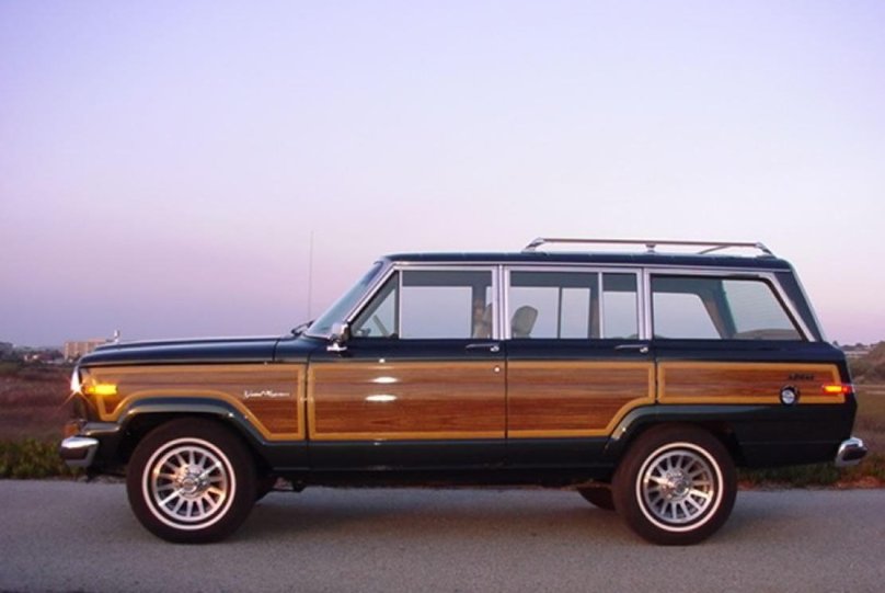 Jeep Grand Wagoneer 1989