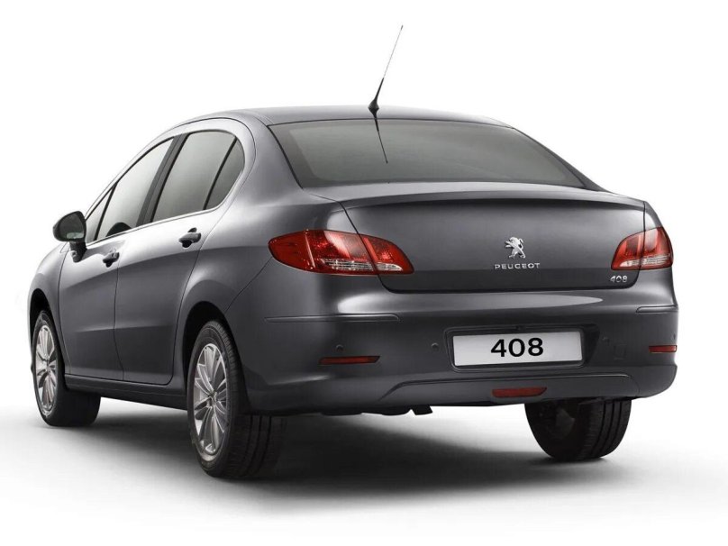 Peugeot 408 седан