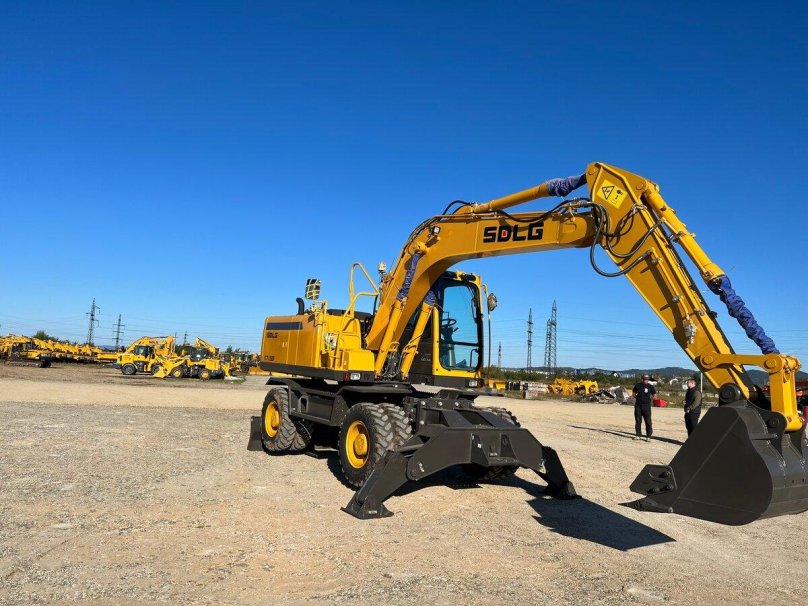 Экскаватор lgce