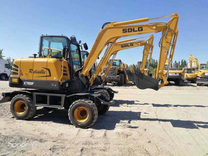 Экскаватор lgce e6300f