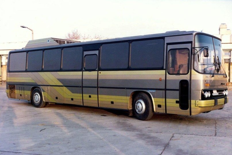 Икарус 250 турист