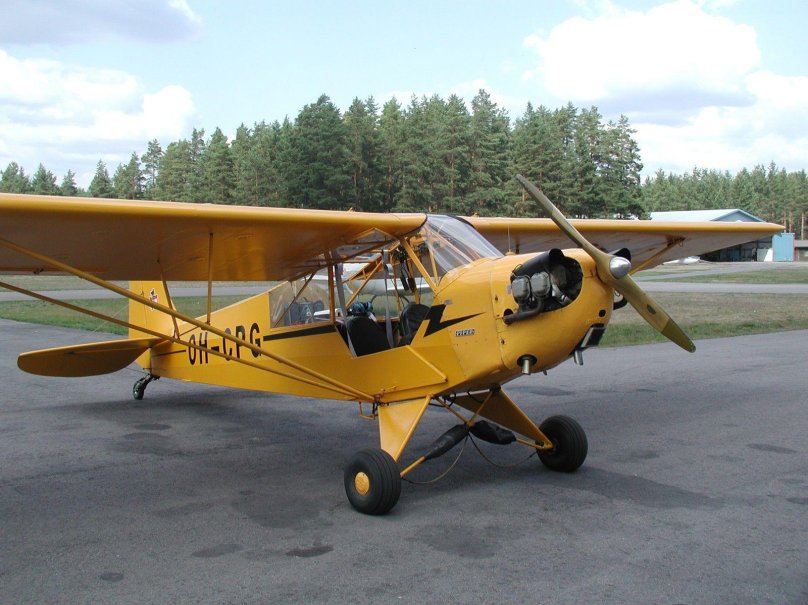 Самолет Piper j3