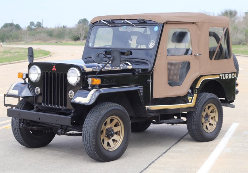 Mitsubishi j59 Jeep