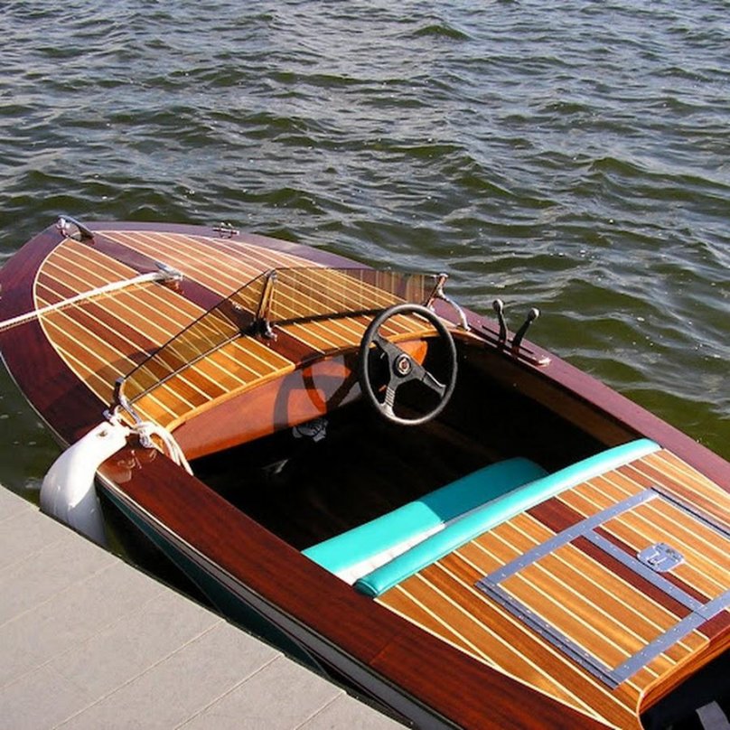 Runabout лодка