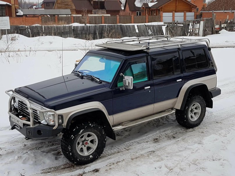 Ниссан Патрол y60