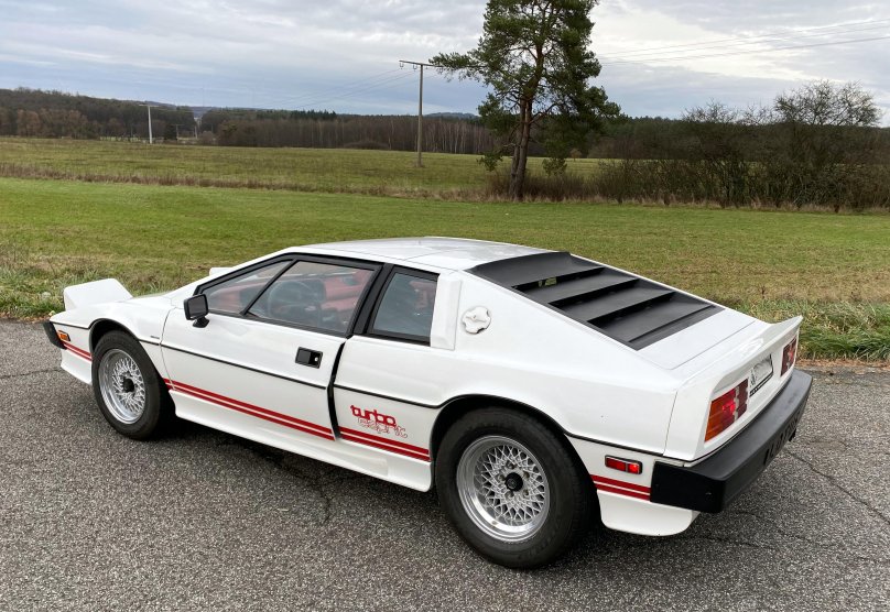 Lotus Esprit Turbo