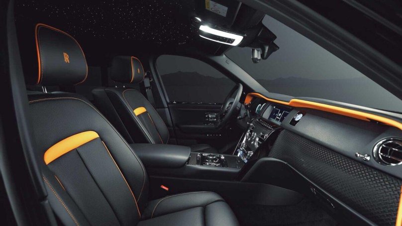 Rolls Royce Cullinan Black badge