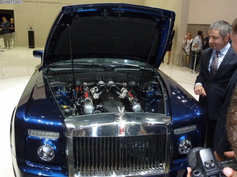 V16 Rolls Royce