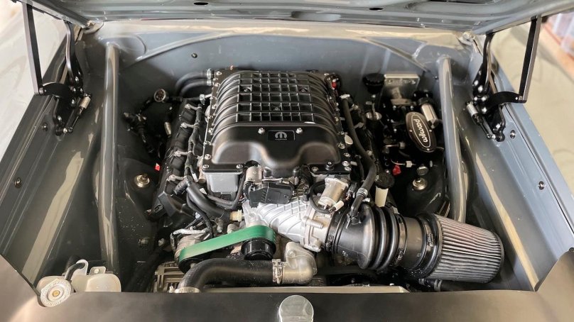 Додж Чарджер корч