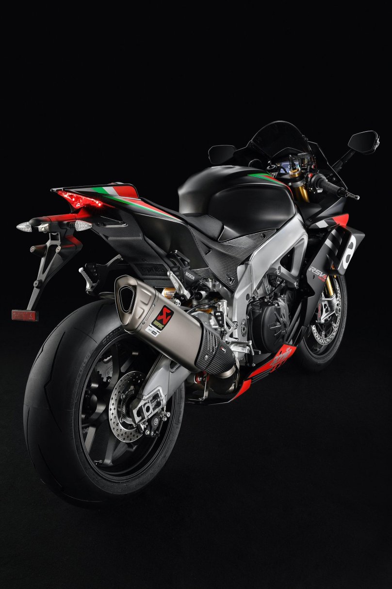 Мотоцикл Aprilia rsv4