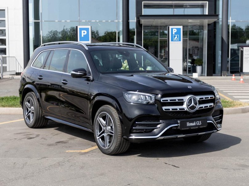 Мерседес Бенц GLS 400