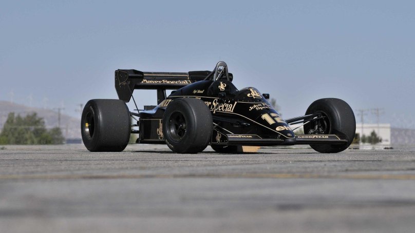 Lotus Formula 1 1984