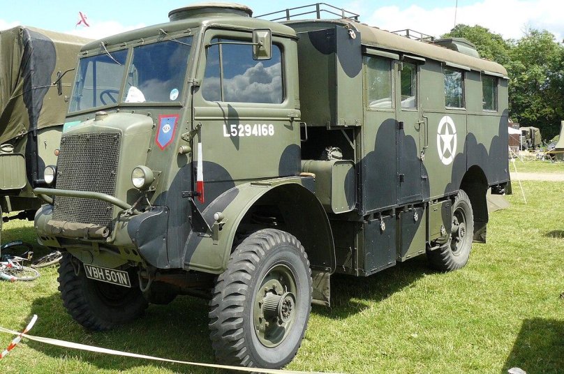 Автомобиль Bedford QLD