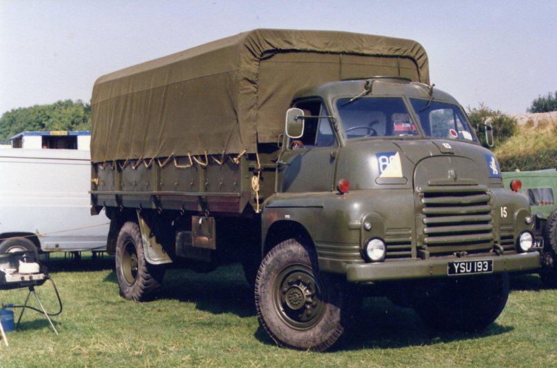 Военный грузовик Bedford