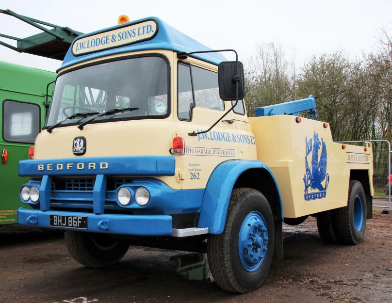 Bedford грузовик