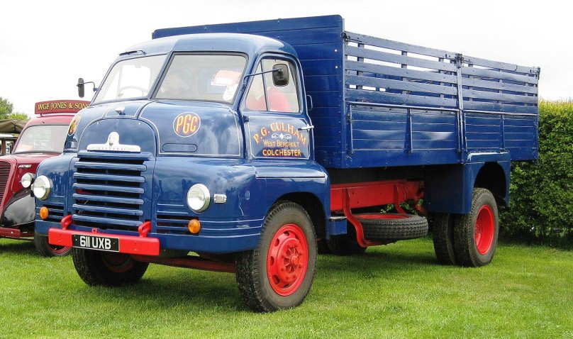 Bedford грузовик