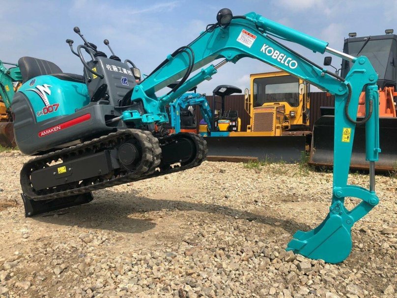 Мини экскаватор Kobelco sk007