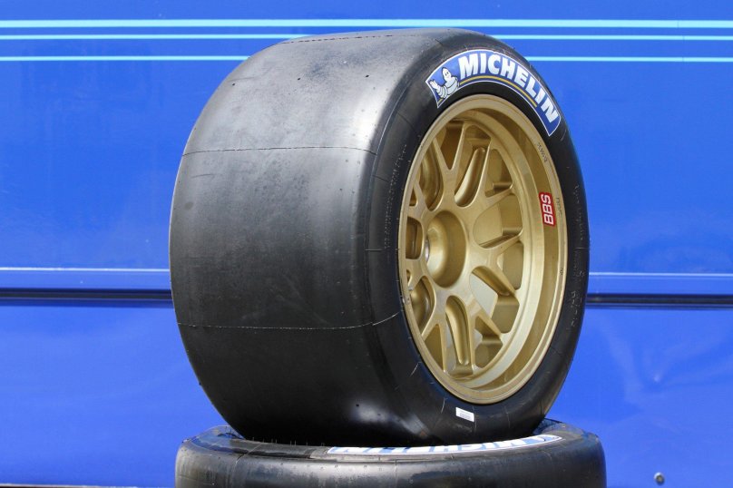 Покрышка слик и полуслик