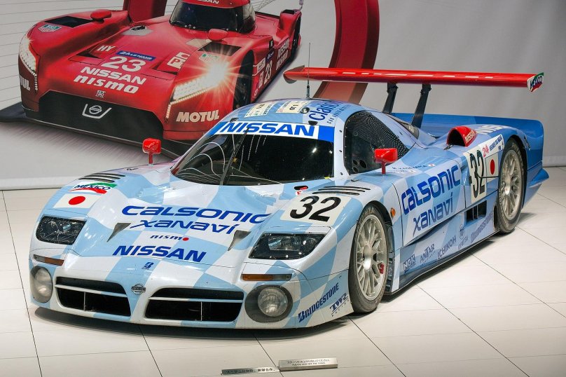 Nissan r390