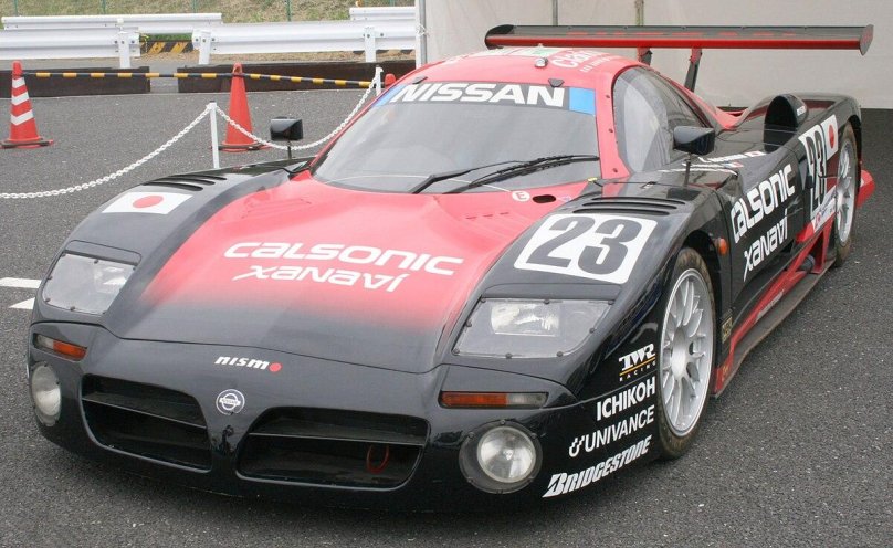 Nissan r390 gt1 Race car