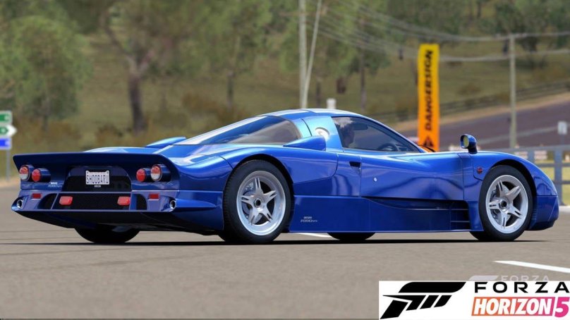 Nissan r390 gt1 Road car