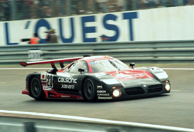 Nissan r390 gt1 Дата выпуска