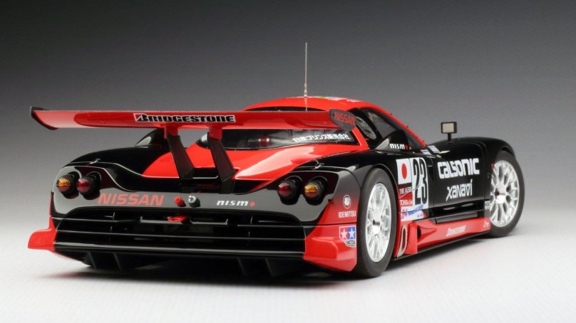 Nissan 390 gt1