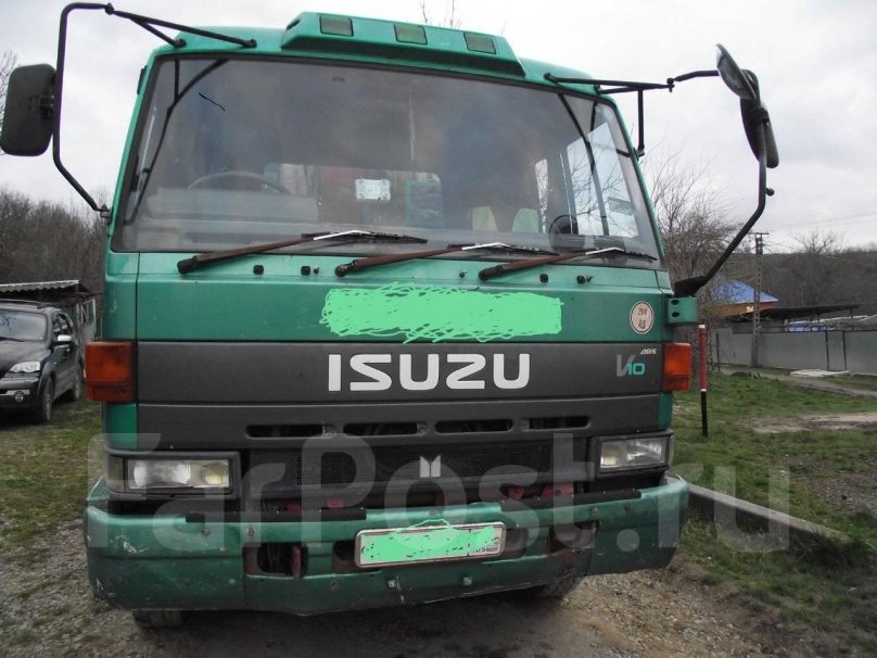 Isuzu v305