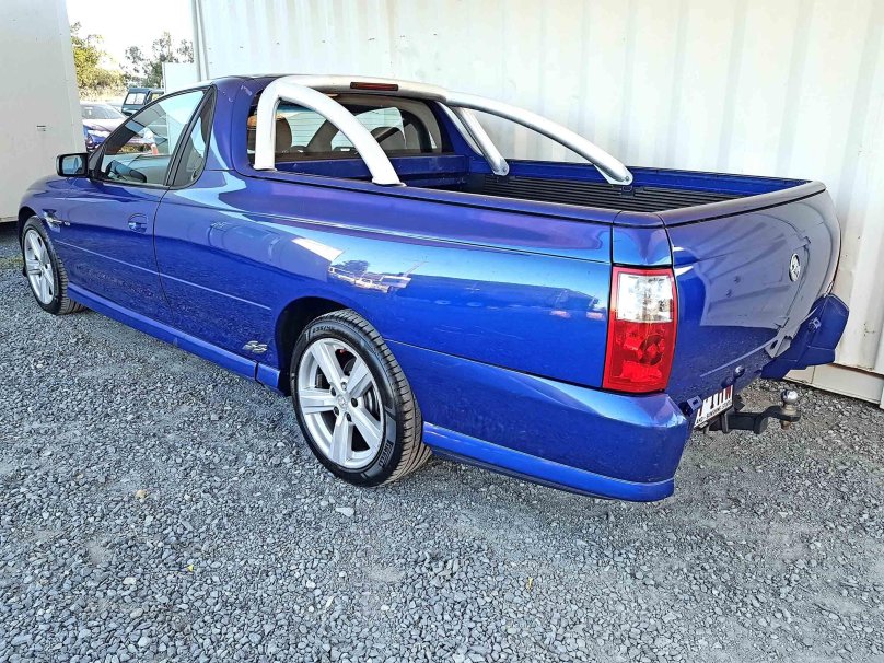 Holden Commodore v8 ute