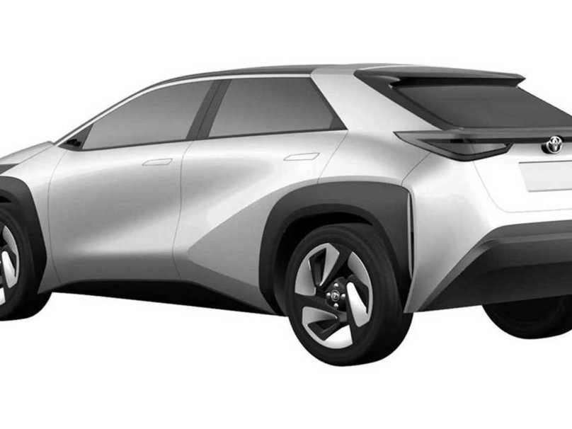 Кроссовер с камерой на крыше