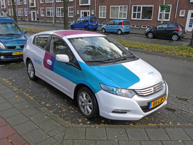 Электромобиль Хонда Инсайт