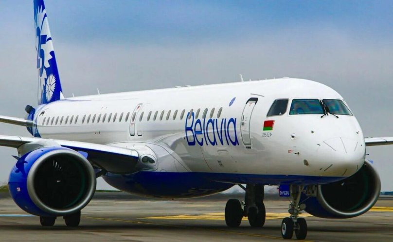 Самолёт Embraer 190