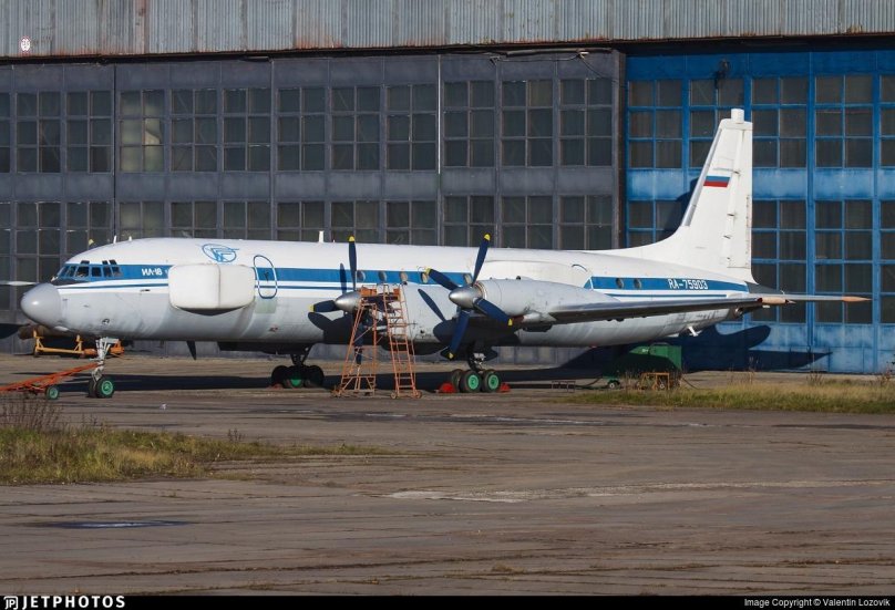 Ил 18 75903 Остафьево