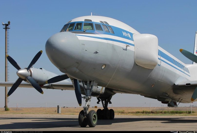 Самолет ил-22пп Порубщик