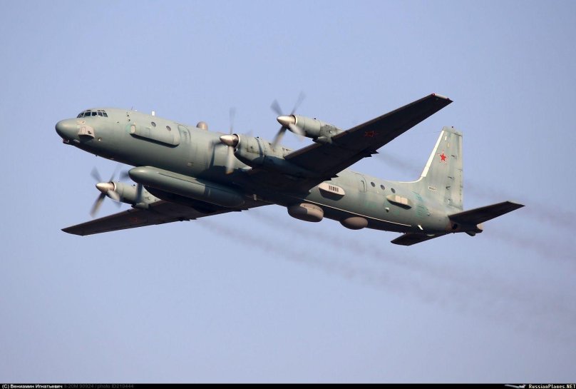 Самолет-разведчик ил-20м