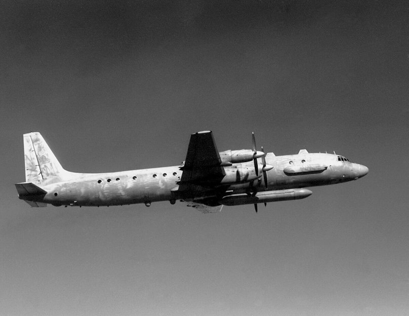 Самолет-разведчик ил-20м