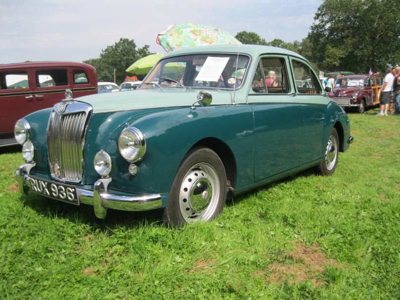 MG ZB Magnette