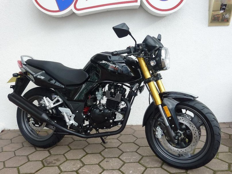 Baltmotors Street 125