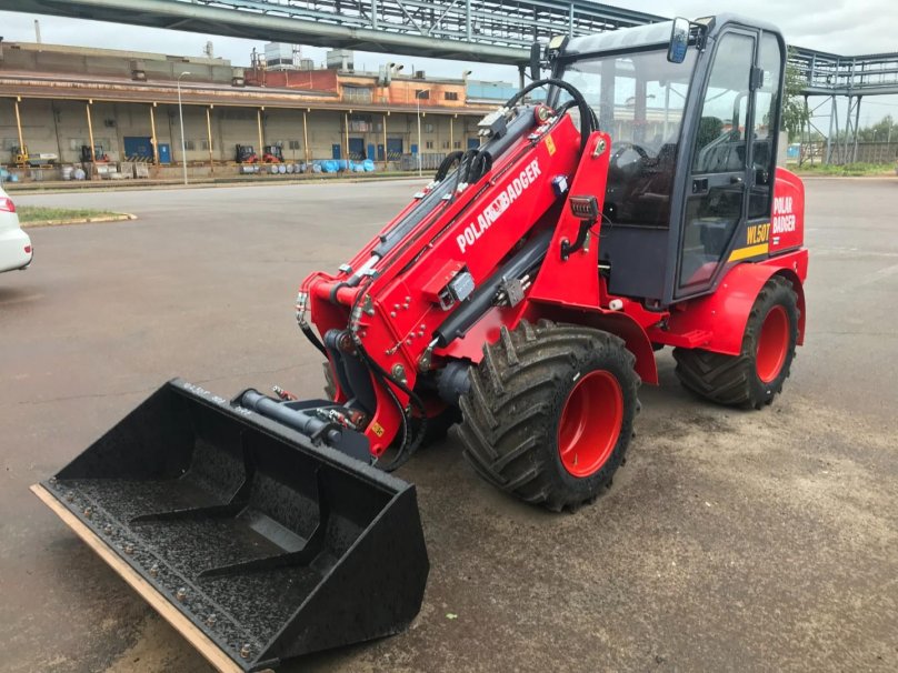 Погрузчик Polar Badger wl50