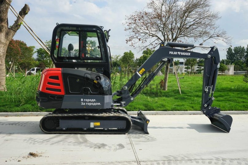 Самый маневренный экскаватор